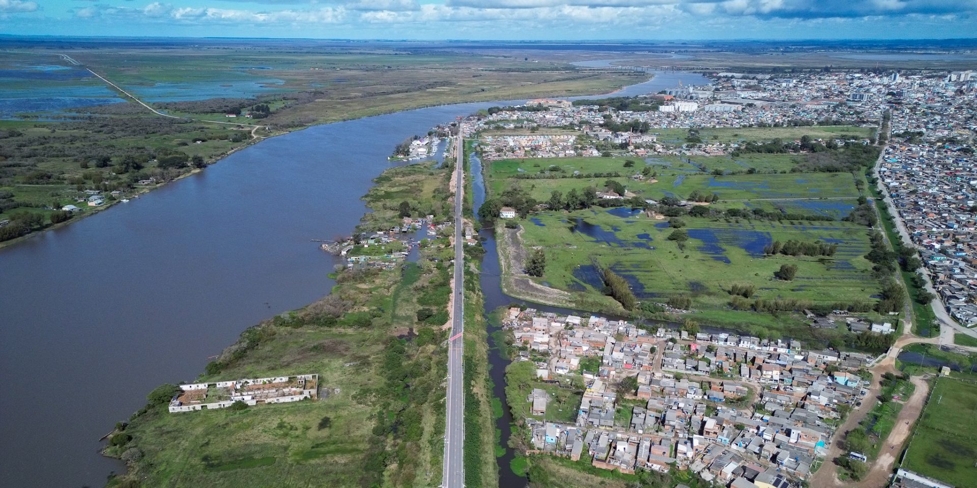 Prefeitura debate regulamentação de ocupação de áreas baixas