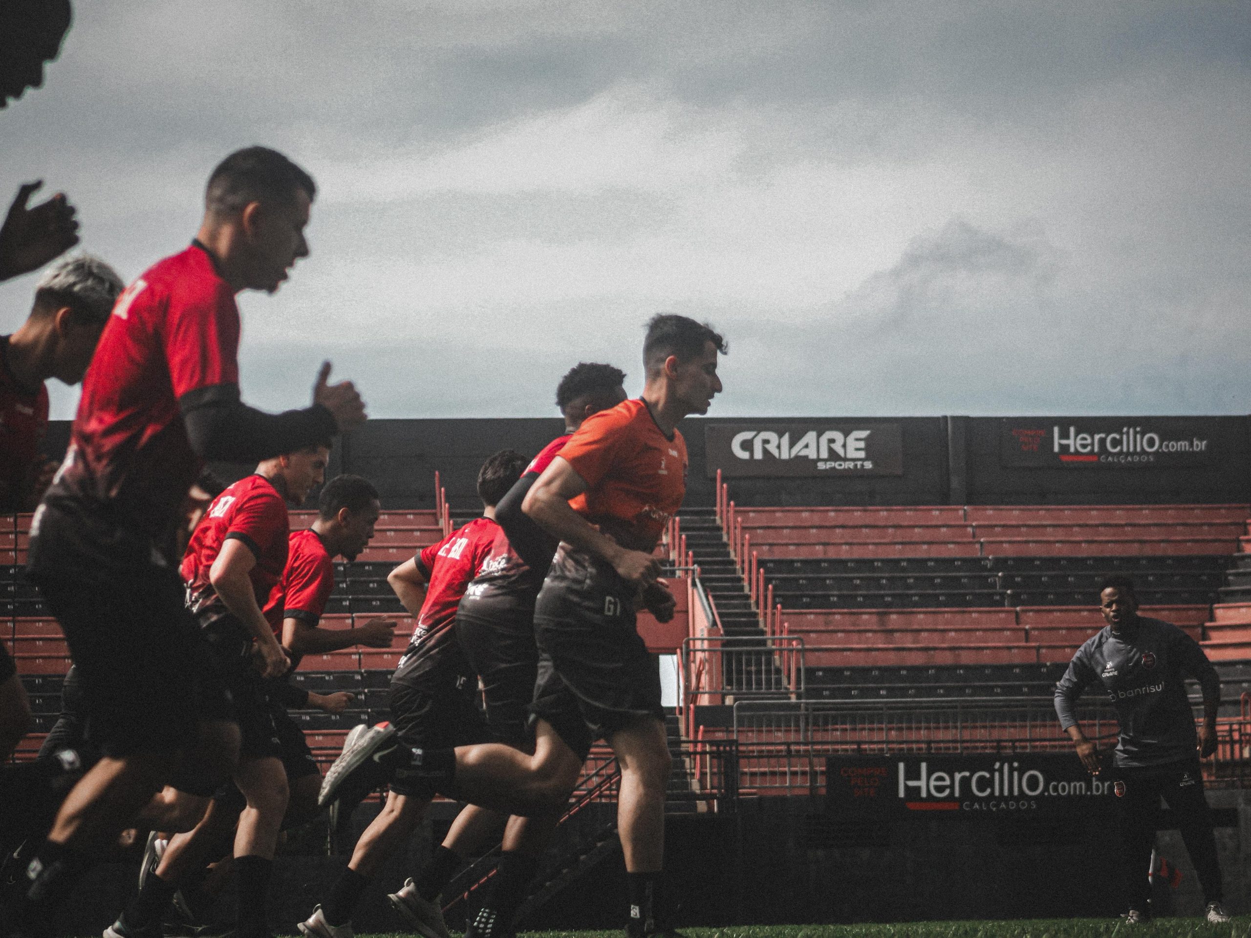 Elenco xavante se apresenta para testes físicos e inicia preparação para Copinha