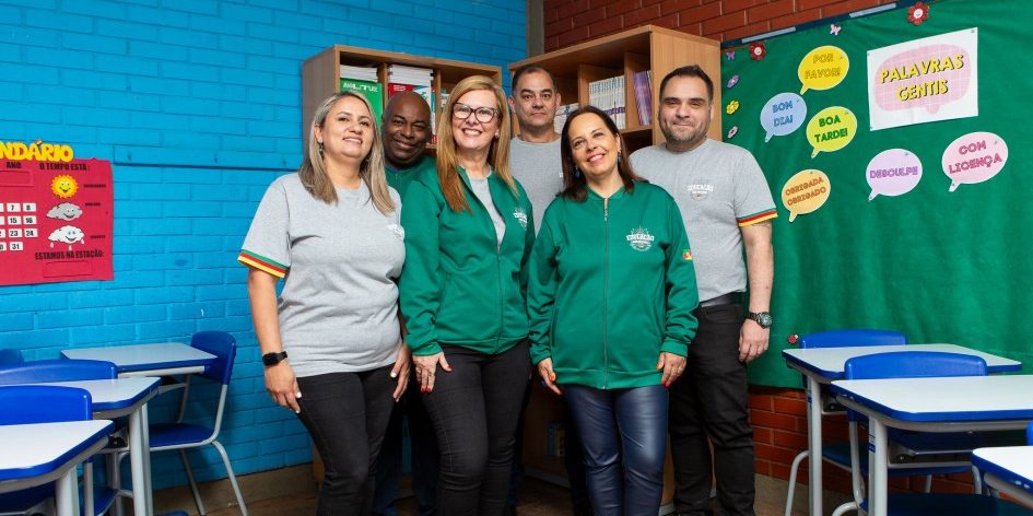 Professores da Rede Estadual passarão a receber uniformes