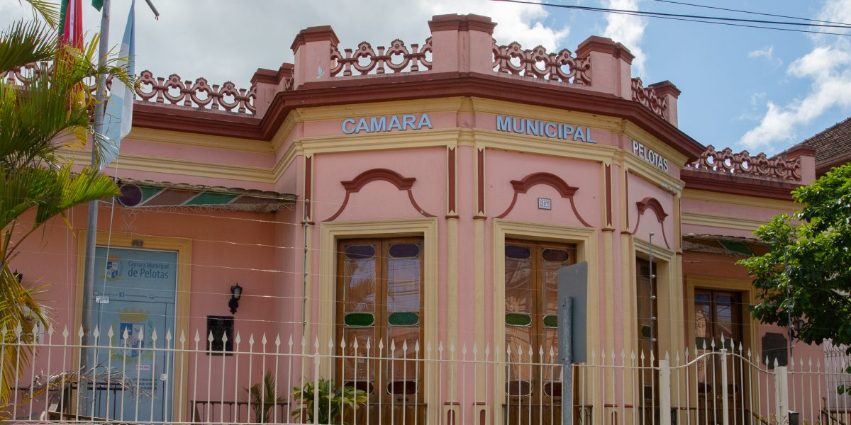 Justiça anula contrato de aluguel da Câmara de Vereadores de Pelotas e determina ressarcimento