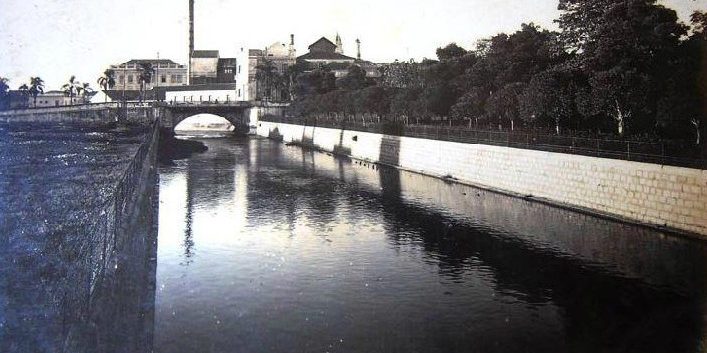 Ponte que liga a Cerquinha à rua Doutor Cassiano precisa de manutenção urgente