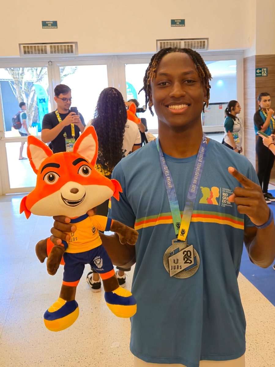 ​Atleta da UFPel e do Quem Luta Não Briga conquista prata nos Jubs