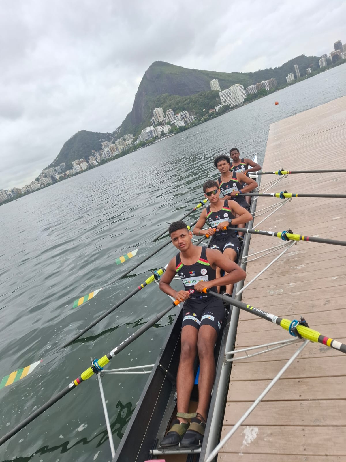 Pelotenses garantem vaga na final do Brasileiro de Barcos Longos