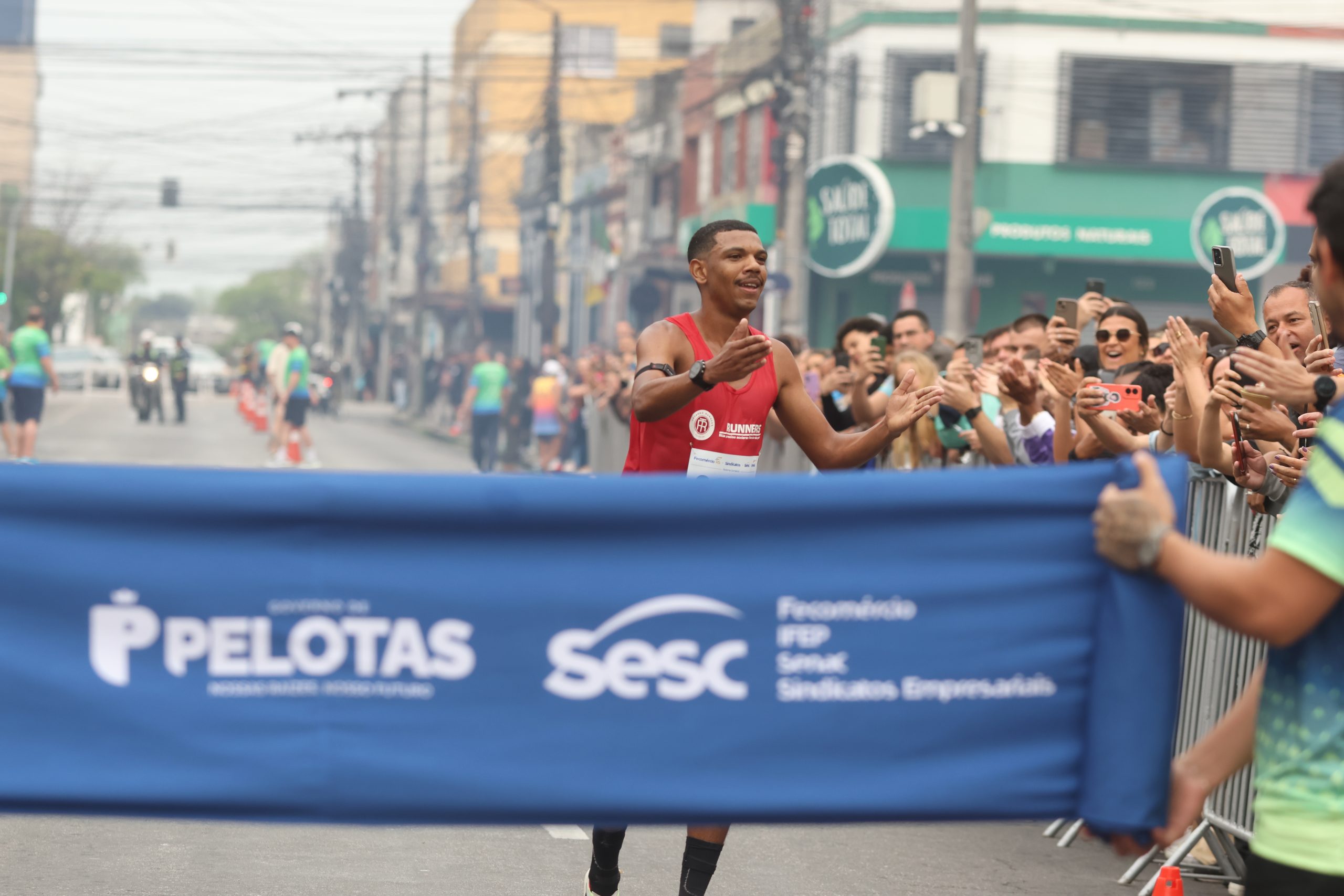 Bicampeão dos 21 quilômetros, Totonho quase não participou da meia maratona
