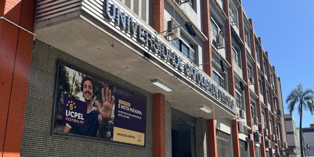 UCPel une comunidade para comemorar 65 anos