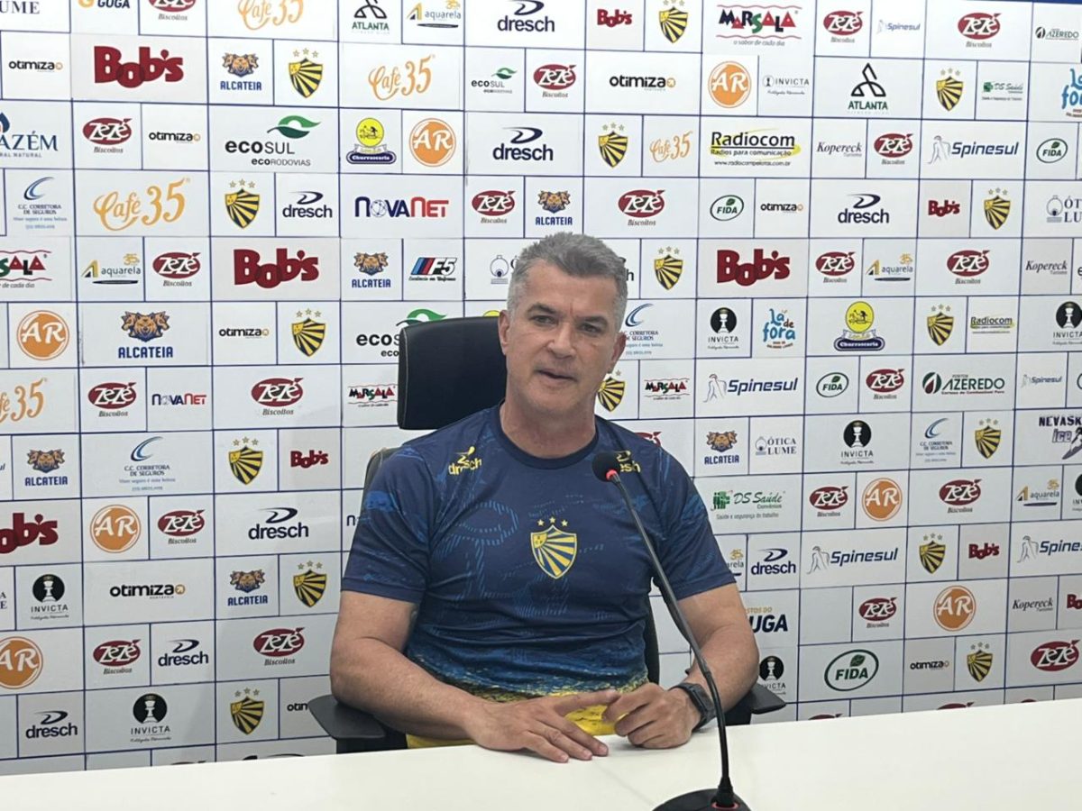 Telles prevê duelo de paciência contra o Gaúcho