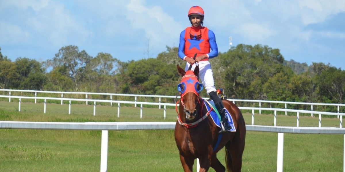 Jockey Club homenageia o treinador de mais de mil vitórias