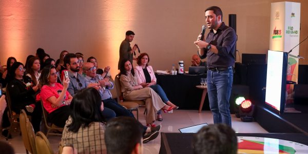 “Me sinto preparado para ser governador”, diz Gabriel Souza