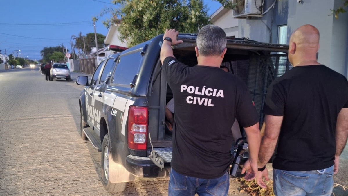 Polícia Civil prende dois homens em São Lourenço do Sul