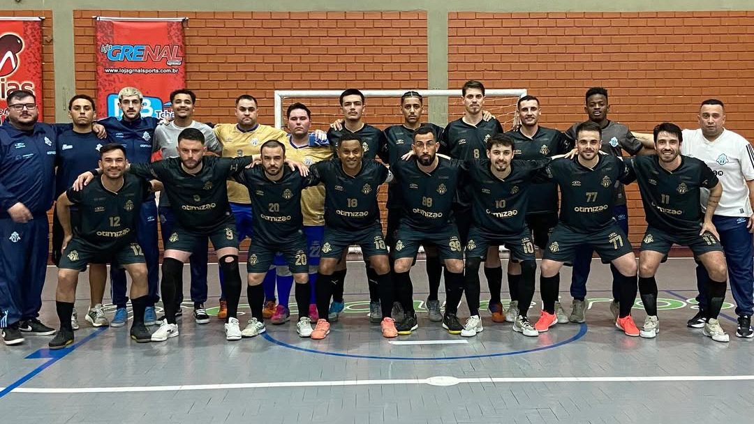 ATF/Otimiza troca de treinador para 2026