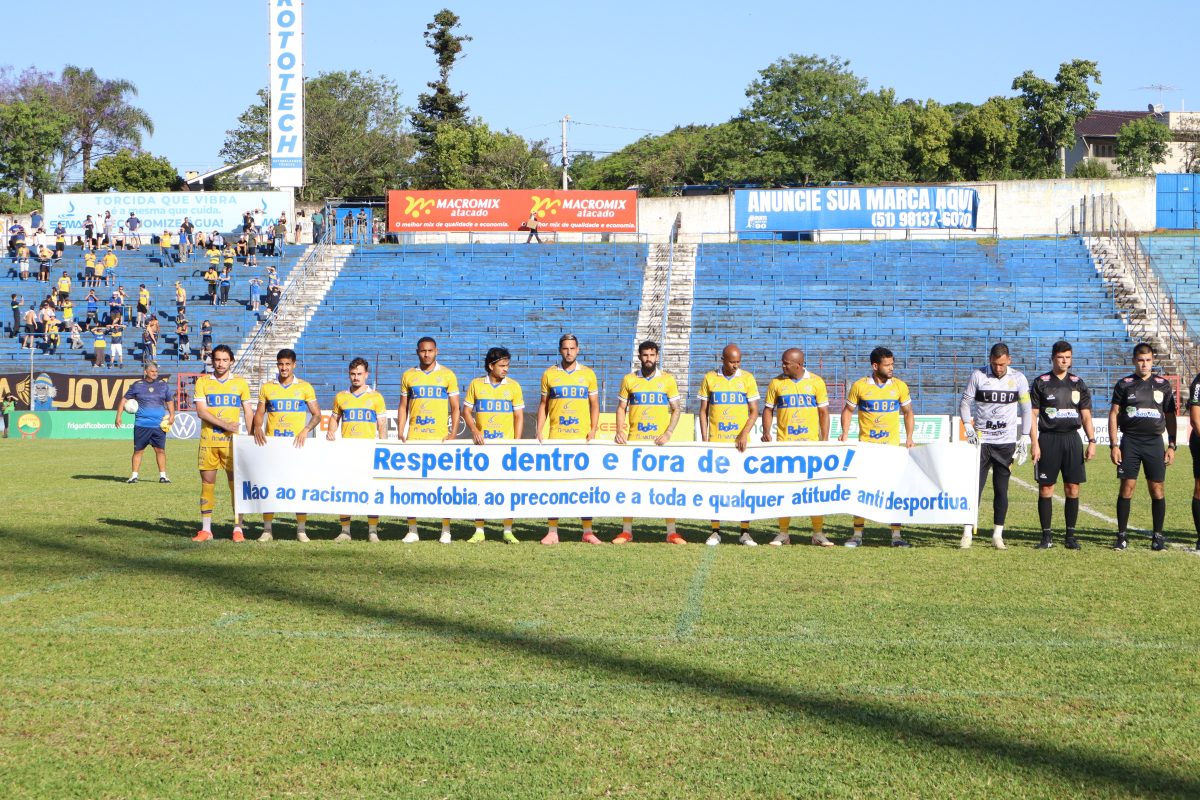 Súmula da vitória do Pelotas sobre o Aimoré cita arremesso de pedras