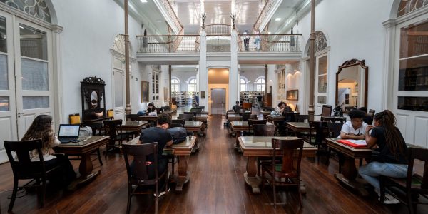 Bibliotheca Pública Pelotense celebra 150 anos preservando história e cultivando leitores