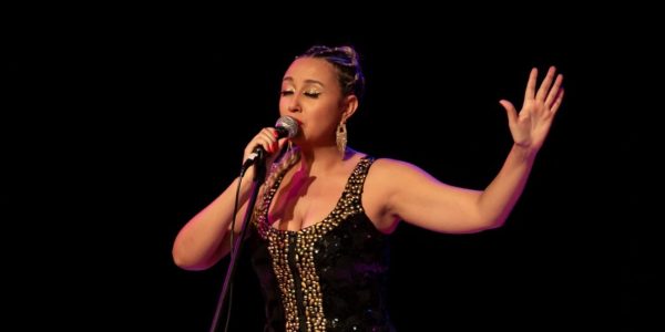 Joice Terra leva repertório com os clássicos da MPB para o La Fusión