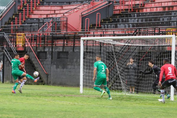 Brasil chega à decisão invicto há 14 jogos; maior série da história do clube é de 26