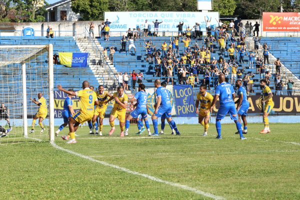 Em vantagem, Pelotas recebe Aimoré por lugar na decisão do título