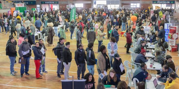 Segunda edição do Emprega Pelotas oferece 400 vagas em 45 empresas