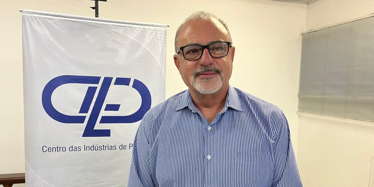 Vittorio Ardizzone toma posse no Cipel