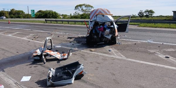 Engavetamento deixa duas pessoas feridas na BR-392