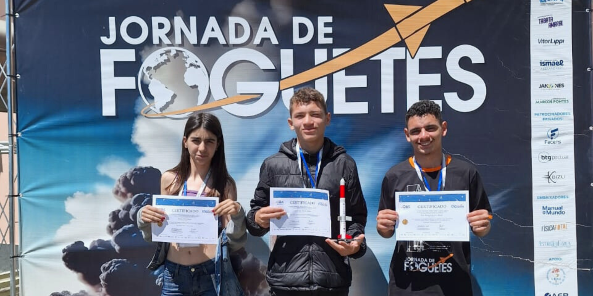 Hervalenses são vice-campeões na Olimpíadas Brasileira de Foguetes