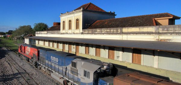 Setor empresarial pressiona para evitar prorrogação de contrato com a Rumo