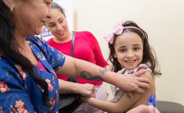 Trailer da Vacina atende no Fragata neste sábado