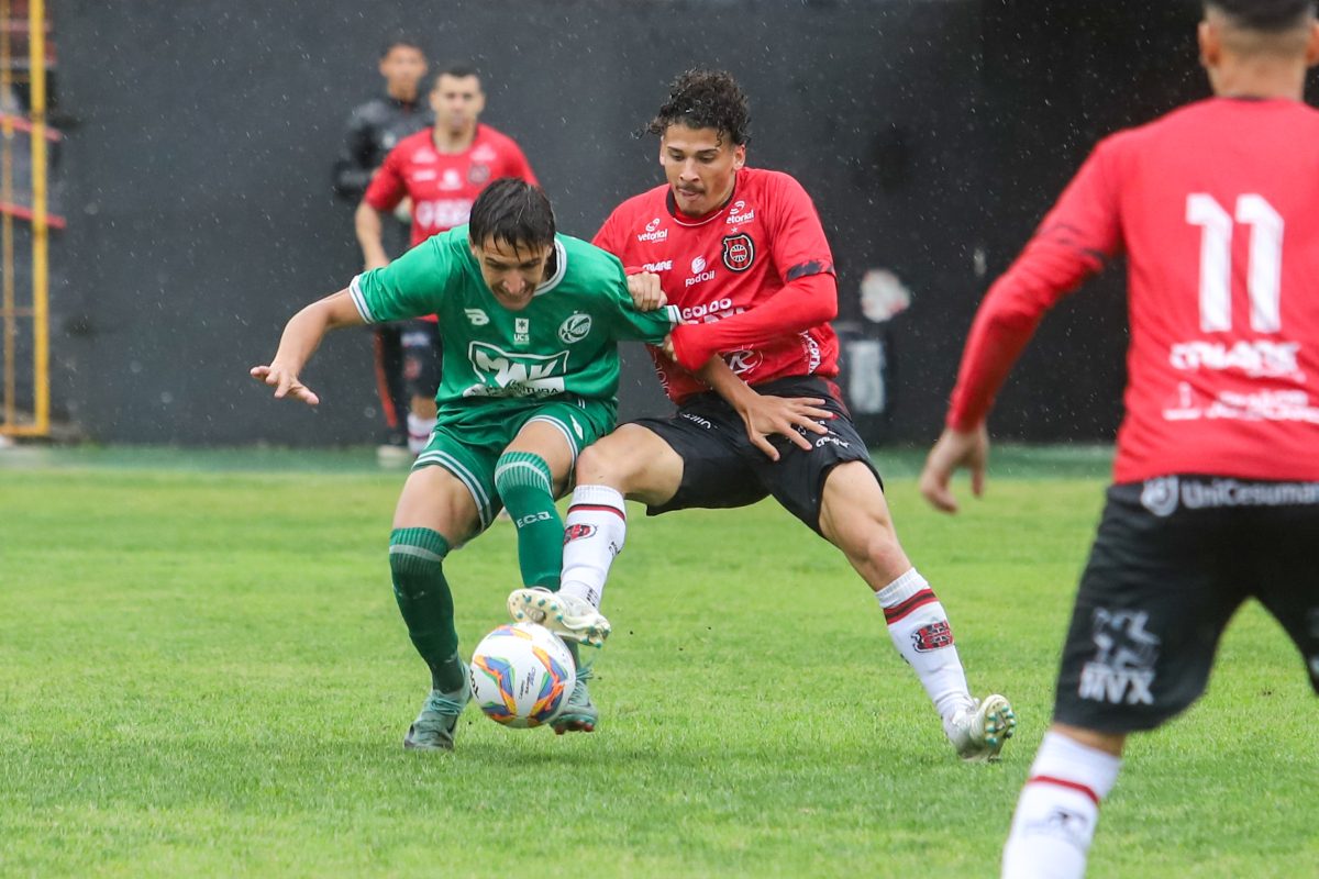 Alan é mais um jogador a permanecer no Xavante