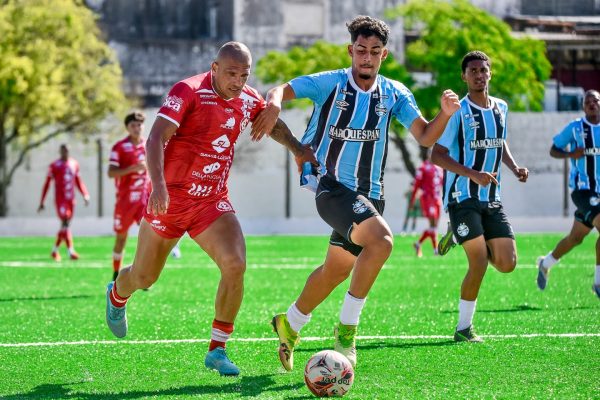 Inter-SM aposta em continuidade no retorno à primeira divisão após 15 anos