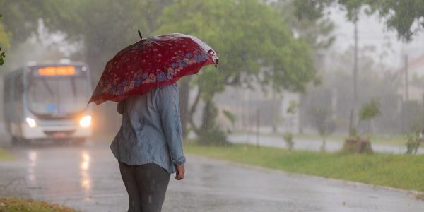 Natal deverá ser de instabilidade e chuva em toda a Zona Sul do Estado