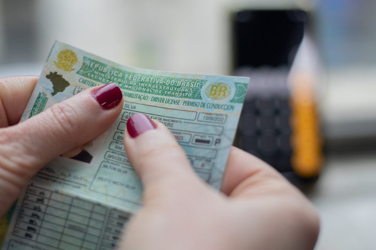 Contran aprova resolução que dispensa autoescola para obter a CNH