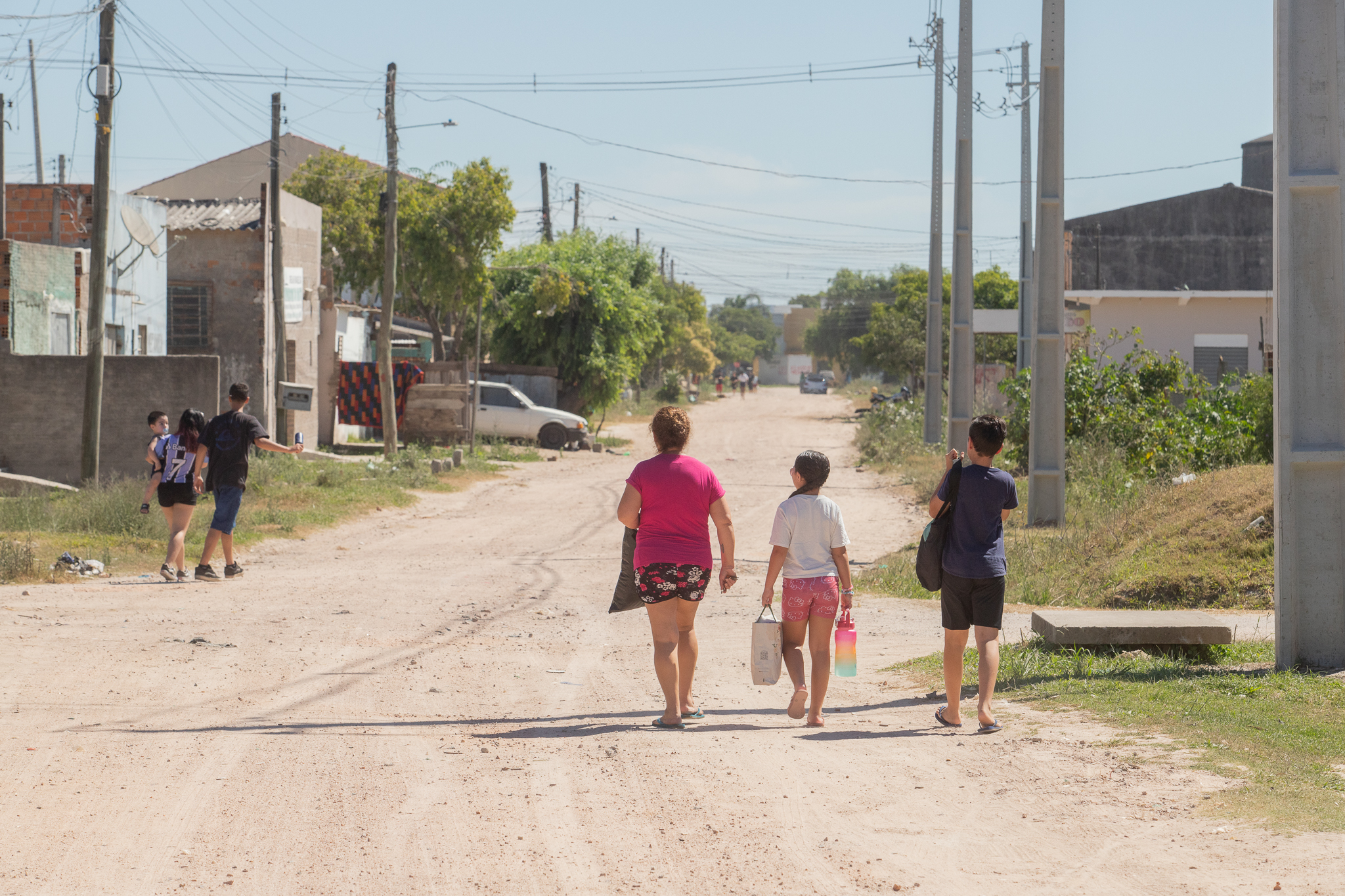 Mais de 80% dos moradores de favelas e comunidades de Pelotas vivem em ruas sem pavimentação