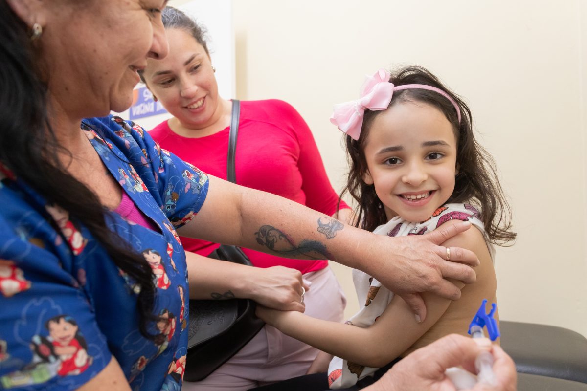 Trailer da Vacina atende no Fragata neste sábado