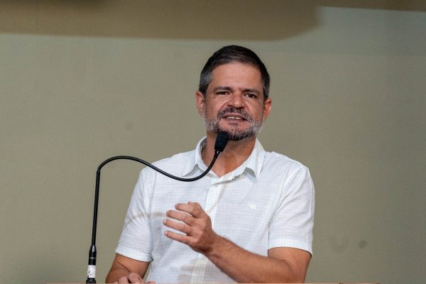 Justiça suspende troca na Comissão de Ética da Câmara e reconduz Jurandir à presidência
