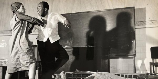 Teatro dos Gatos Pelados reapresenta A ponte