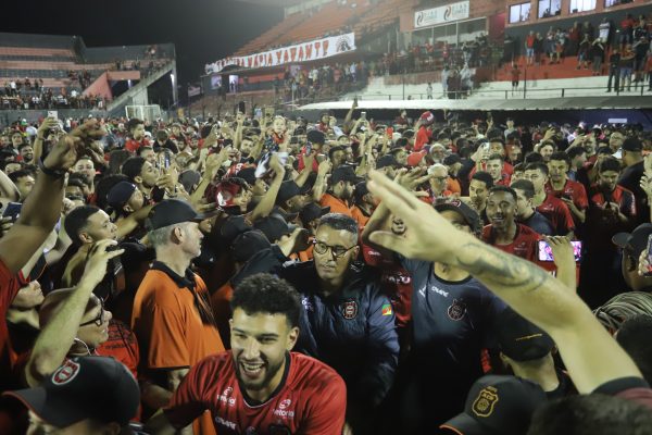 Gilson Maciel vê exigência maior e cita interesse por projeto da SAF antes de renovar