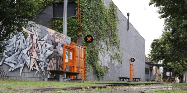 Candeeiro das águas: Otroporto ajuda a transformar o cenário portuário de Pelotas
