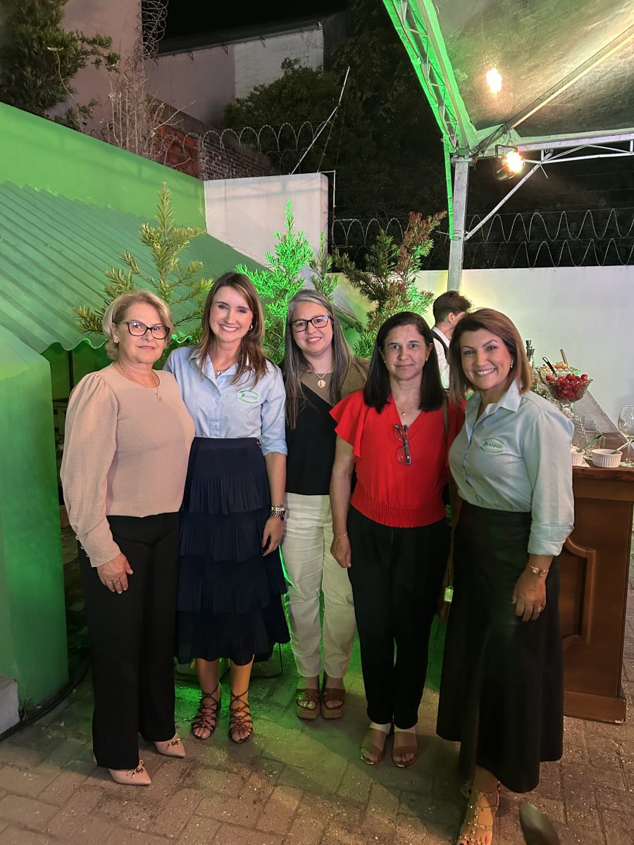 Sonia, Juliana, Jose, Márcia e Fernanda