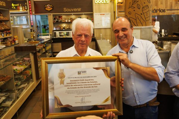 Café Aquários recebe certificação de interesse cultural do Estado