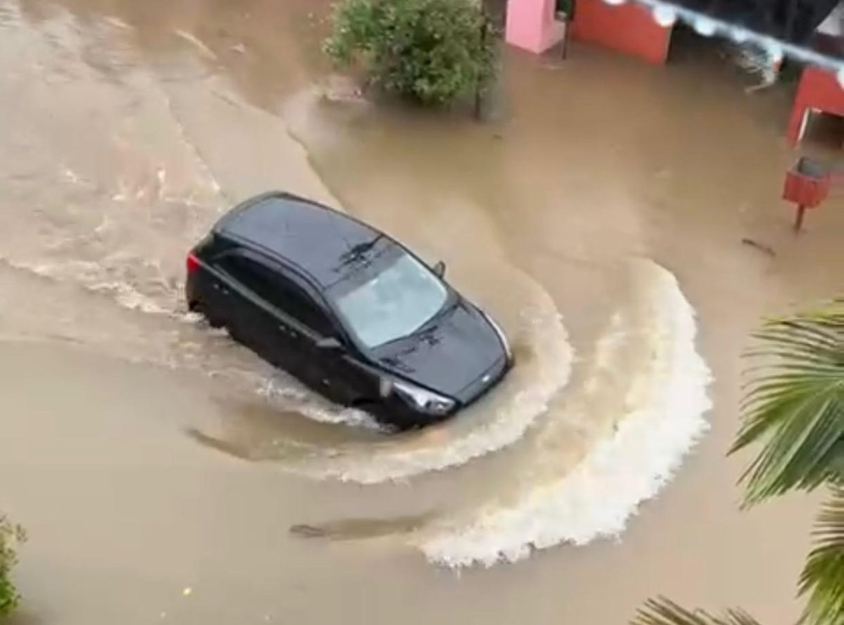 Chuva causa alagamentos e queda de muro de residência em Piratini