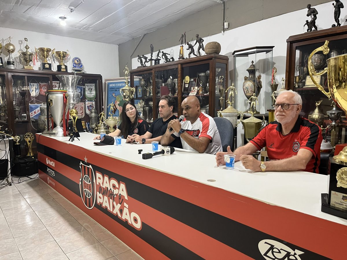 Em Pelotas, Emerson fala sobre investimento na SAF do Brasil: “Abracei esse projeto 100%”