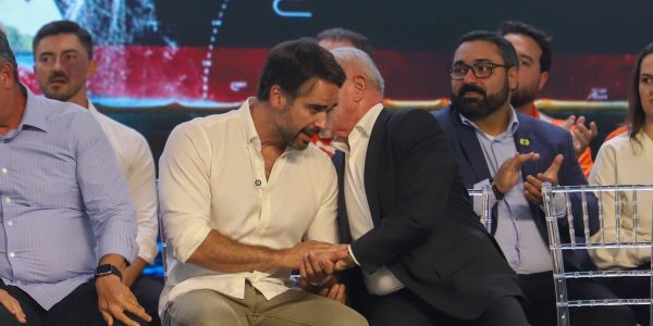 O que são os incentivos que Eduardo Leite cobrou de Lula em discurso?