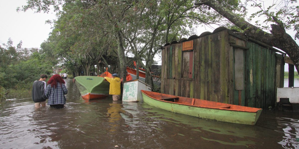 Enchentes de 2024 tiveram impacto profundo na saúde mental, indica estudo