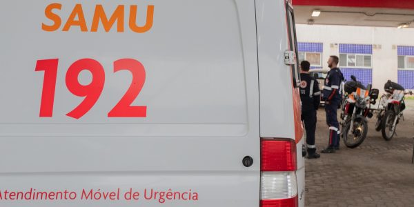 Homem com deficiência morre afogado em piscina no Laranjal