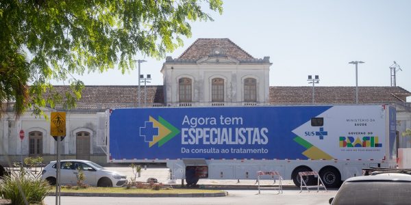 Demanda por exames mantém Carreta da Saúde em Pelotas até fevereiro