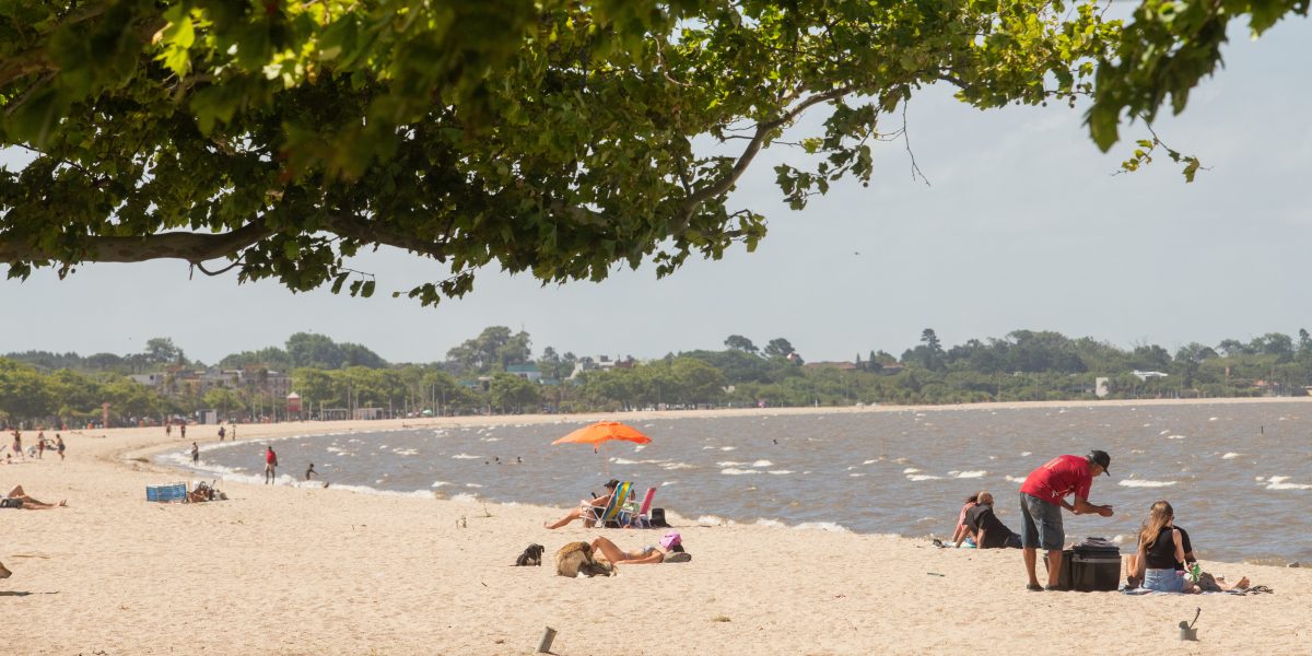 Doce Verão 2026 tem atrações gratuitas na Praia do Laranjal