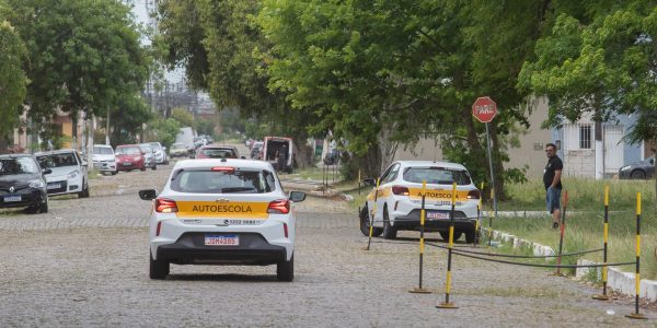 Lideranças cobram continuidade de obras nas ERSs 265 e 608