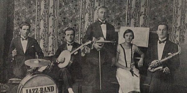 A banda Ideal apostava no jazz para encantar os pelotenses