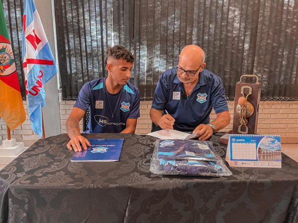 João Pedro Milgarejo é anunciado por clube porto-alegrense