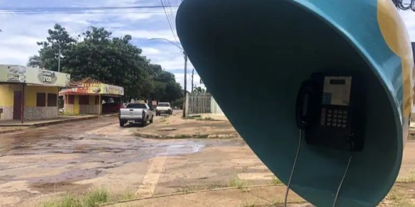 O fim de uma era: orelhões deixam as ruas do Brasil