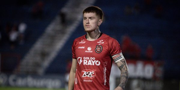 Em recuperação de lesão, Vitor Becker está nos planos do Brasil para 2026