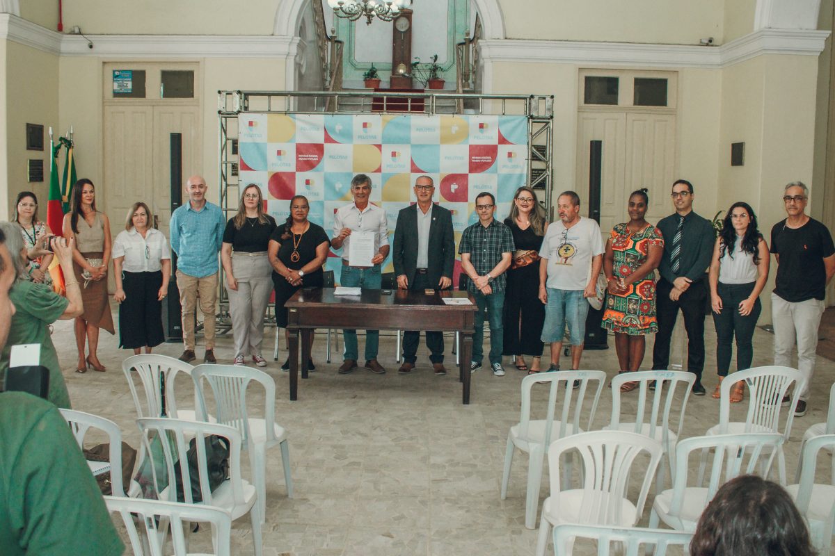 Conselho de Habitação e Regularização Fundiária é empossado após 20 anos em Pelotas